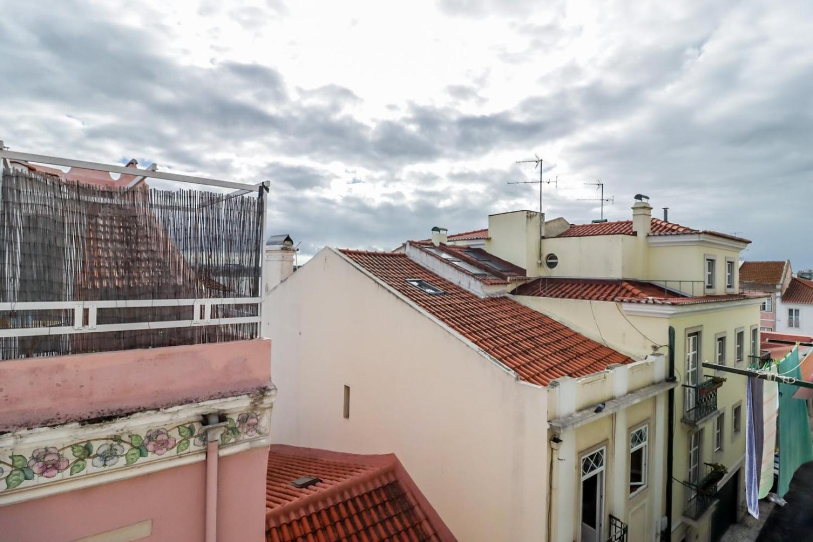 Cosy 1br Tejo View W Ac | By Airnest Apartment